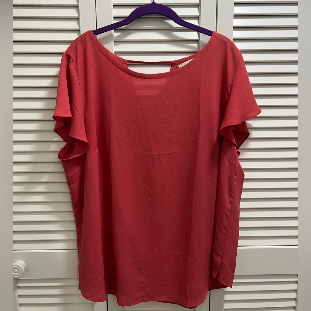 Loft short sleeved blouse dark pink